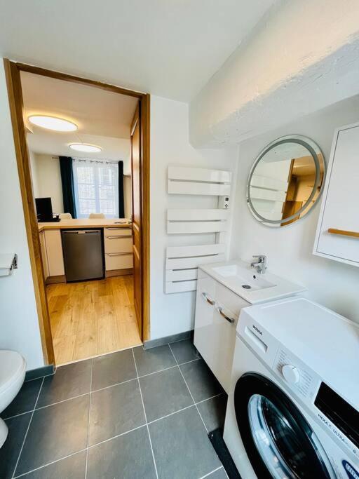 Apartament Stylish Studio In The Center Of Senlis Senlis  Zewnętrze zdjęcie